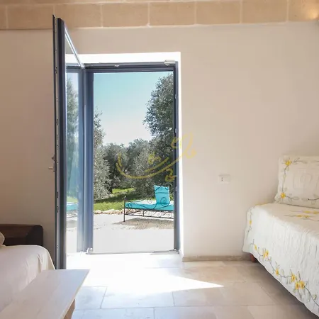 Td Villa Trulli Il Bergamotto Pool Med Charm *