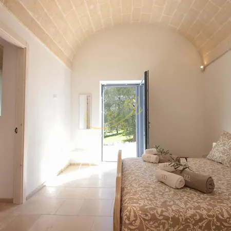 Td E Trulli Il Bergamotto With Pool & Medcharm וילה אוסטוני