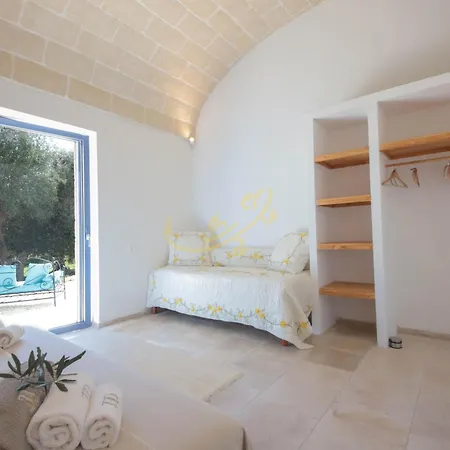 Td E Trulli Il Bergamotto With Pool & Medcharm