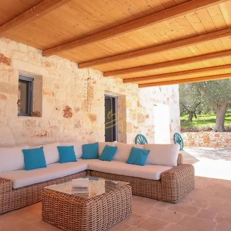 Td E Trulli Il Bergamotto With Pool & Medcharm أوستوني